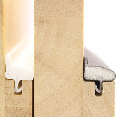 문과 창을 위한 방음 PU 거품 물개 지구 클래딩 유형 경사 가장자리