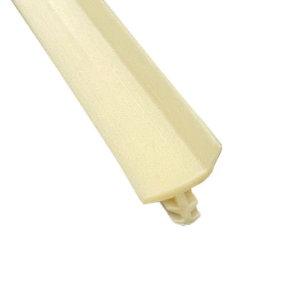 나무로 되는 치마 널 7*4mm를 위한 연약한 고무 PVC 날씨 벗기기